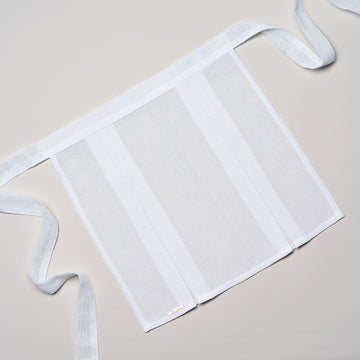 DEEP PLEATS APRON