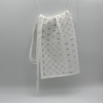 COMBO LACE APRON