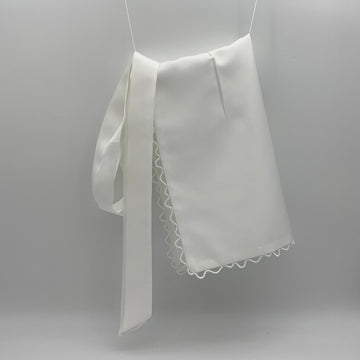 WAVY BORDER APRON